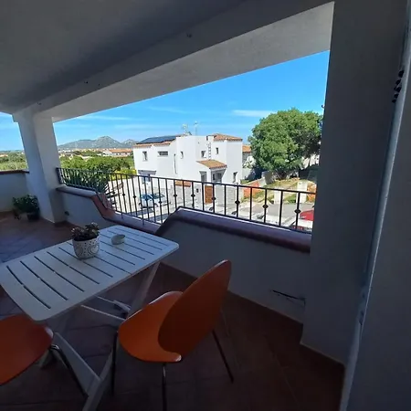 Holiday home Cinzia House
